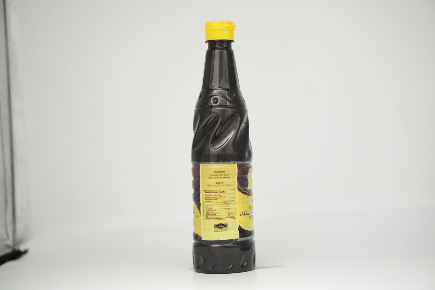 Yowe Premium Dark Soya Sauce 640ml