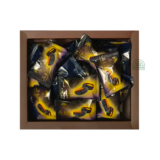 Siafa Safawi Dates with Almond 300g